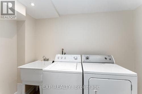 2168 Sutton Drive, Burlington, ON - Indoor Photo Showing Laundry Room