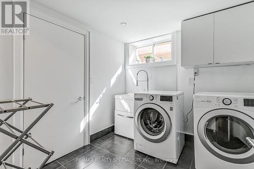 3467 Burningoak Crescent, Mississauga, ON - Indoor Photo Showing Laundry Room