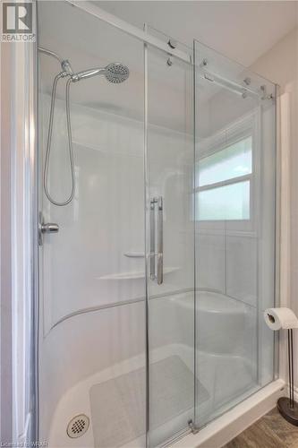 4 Briar Hill Avenue, Cambridge, ON - Indoor Photo Showing Bathroom