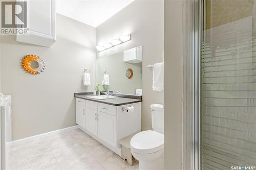 211 Gathercole Crescent, Saskatoon, SK - Indoor Photo Showing Bathroom