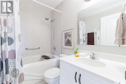 211 Gathercole Crescent, Saskatoon, SK - Indoor Photo Showing Bathroom