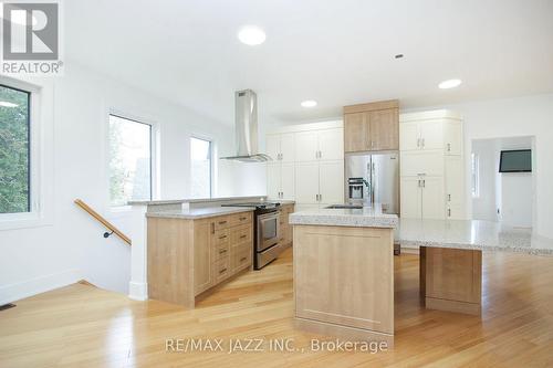 6320 Old Scugog Road, Clarington, ON - Indoor Photo Showing Kitchen With Upgraded Kitchen