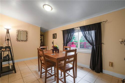 197 Fennell Avenue E, Hamilton, ON - Indoor Photo Showing Dining Room