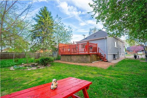 197 Fennell Avenue E, Hamilton, ON - Outdoor With Deck Patio Veranda With Backyard