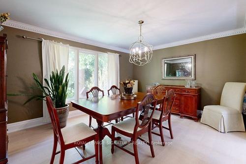 2080 Chippewa Tr, Mississauga, ON - Indoor Photo Showing Dining Room