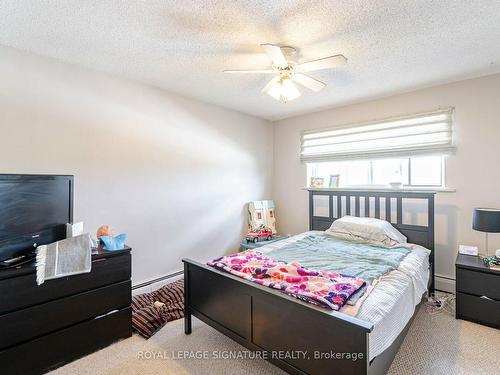 505-2411 New St, Burlington, ON - Indoor Photo Showing Bedroom