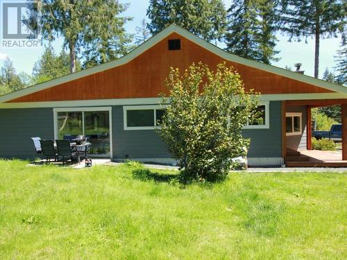 9994 Kelly Creek Road, Powell River, BC - Outdoor