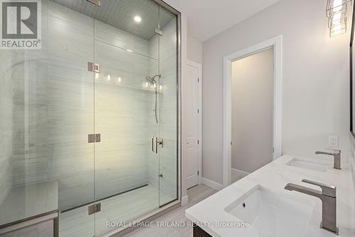 64 Acorn Trail, St. Thomas, ON - Indoor Photo Showing Bathroom