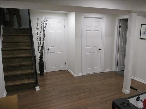 15 Locheed Drive, Hamilton, ON - Indoor Photo Showing Other Room