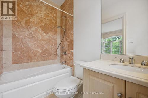 106 Olive Avenue, Toronto (Willowdale East), ON - Indoor Photo Showing Bathroom