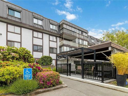 209-1101 Hilda St, Victoria, BC - Outdoor