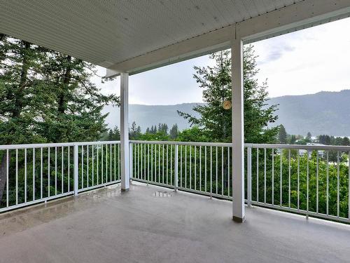 1170 Montgomery Place, Chase, BC - Outdoor With Deck Patio Veranda With Exterior
