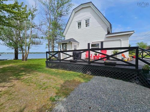 13797 Highway 6, Wallace, NS 