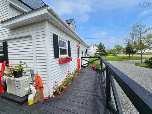 13797 Highway 6, Wallace, NS 