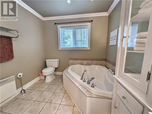 749 Acadie, Grande-Anse, NB - Indoor Photo Showing Bathroom