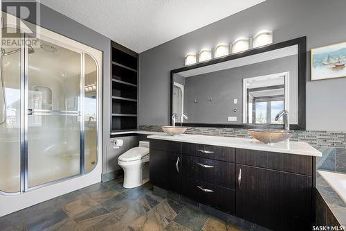 5054 Wascana Vista Court, Regina, SK - Indoor Photo Showing Bathroom