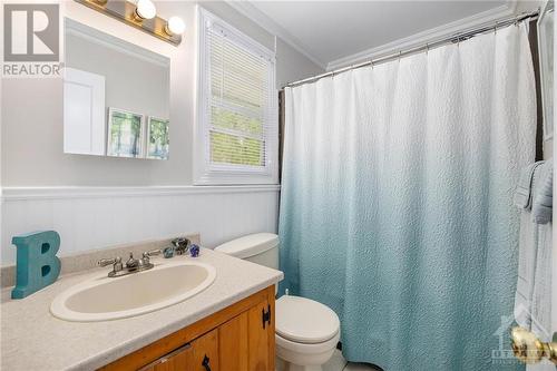 403 Pretties Island Road, Carleton Place, ON - Indoor Photo Showing Bathroom