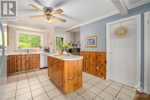 403 Pretties Island Road, Carleton Place, ON - Indoor Photo Showing Kitchen