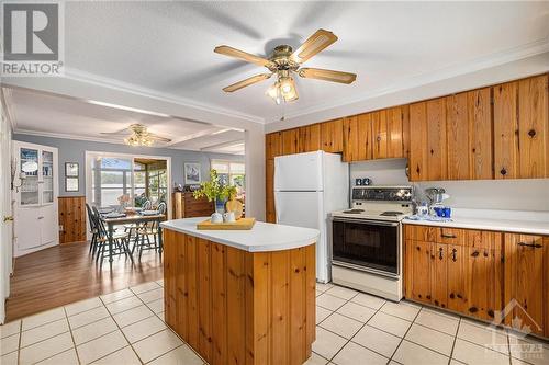 403 Pretties Island Road, Carleton Place, ON - Indoor Photo Showing Kitchen