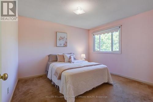 4440 Beacon Lane, Mississauga, ON - Indoor Photo Showing Bedroom