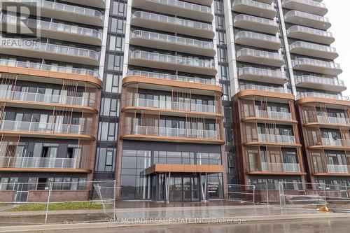 1314 - 220 Missinnihe Way W, Mississauga, ON - Outdoor With Balcony With Facade