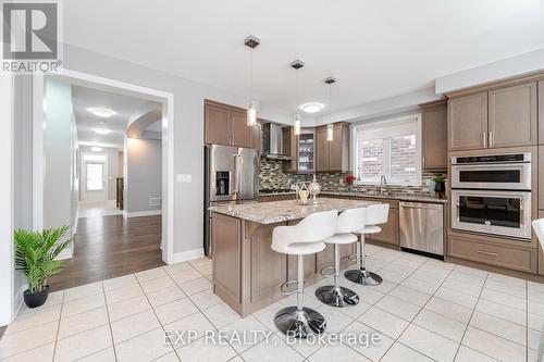 1190 Mceachern Court, Milton, ON - Indoor Photo Showing Kitchen With Stainless Steel Kitchen With Upgraded Kitchen