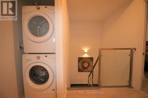 104 - 525 Adelaide Street W, Toronto, ON - Indoor Photo Showing Laundry Room