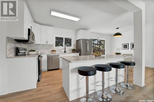 1609 Cumberland Avenue S, Saskatoon, SK - Indoor Photo Showing Kitchen With Upgraded Kitchen