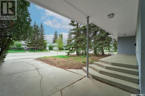 1609 Cumberland Avenue S, Saskatoon, SK - Outdoor