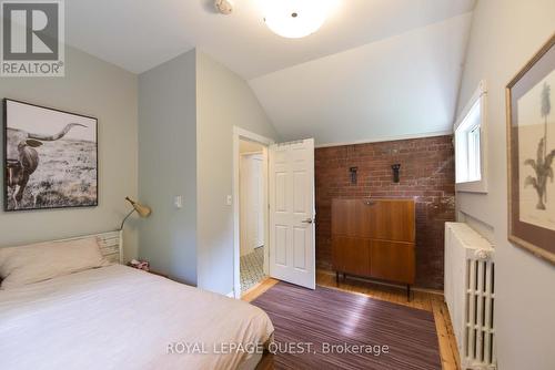 120 Brant Street E, Orillia, ON - Indoor Photo Showing Bedroom