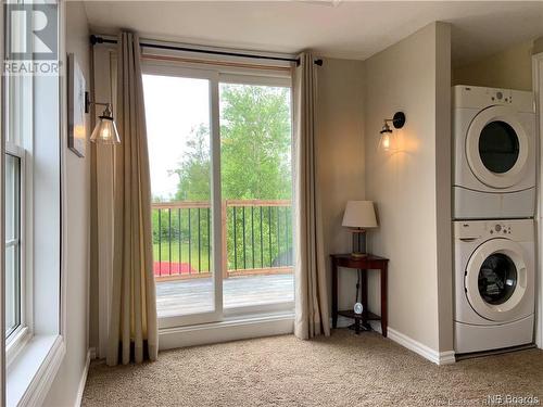 4 Rue Gregg, Baie-Sainte-Anne, NB - Indoor Photo Showing Laundry Room