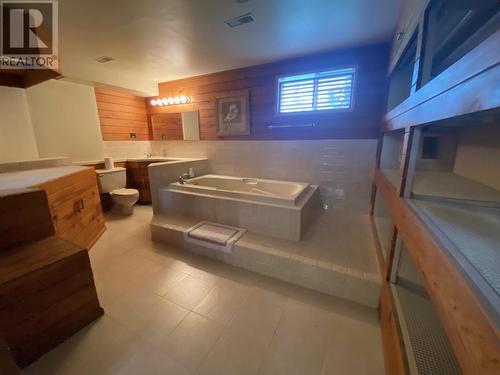 4724 Tuck Avenue, Terrace, BC - Indoor Photo Showing Bathroom