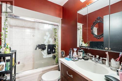 3725 Renfrew Street, Vancouver, BC - Indoor Photo Showing Bathroom