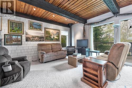 307 Bay Drive, Lakeland Rm No. 521, SK - Indoor Photo Showing Living Room