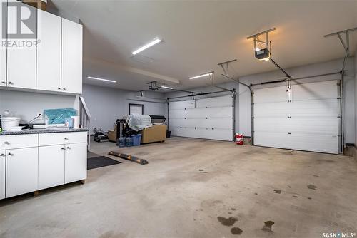 303 Brookside Drive, Warman, SK - Indoor Photo Showing Garage