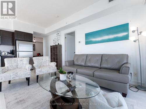 3609 - 2200 Lakeshore Boulevard W, Toronto, ON - Indoor Photo Showing Living Room