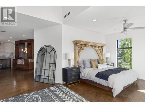 1180 Stoneypointe Court, Kelowna, BC - Indoor Photo Showing Bedroom