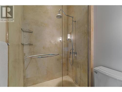 1180 Stoneypointe Court, Kelowna, BC - Indoor Photo Showing Bathroom