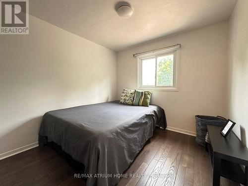 98 Janice Drive N, Barrie (Sunnidale), ON - Indoor Photo Showing Bedroom