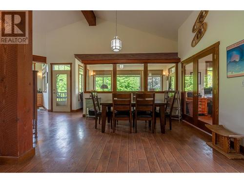 250 1St Avenue, Christina Lake, BC - Indoor Photo Showing Dining Room