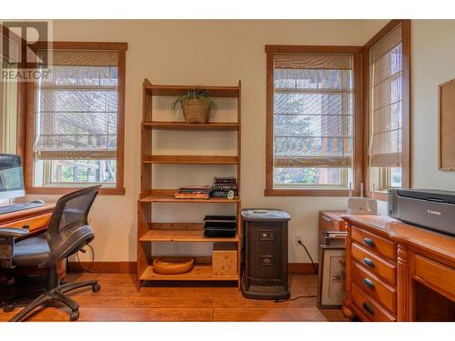 250 1St Avenue, Christina Lake, BC - Indoor Photo Showing Office