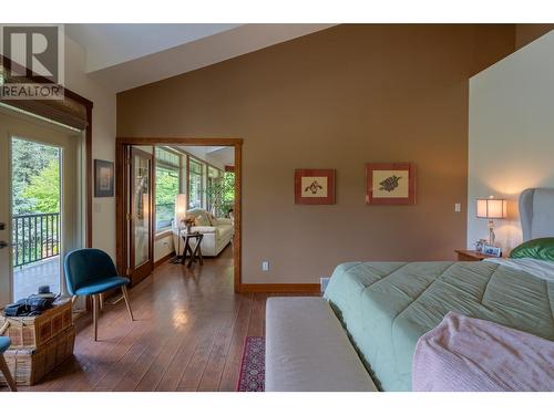 250 1St Avenue, Christina Lake, BC - Indoor Photo Showing Bedroom