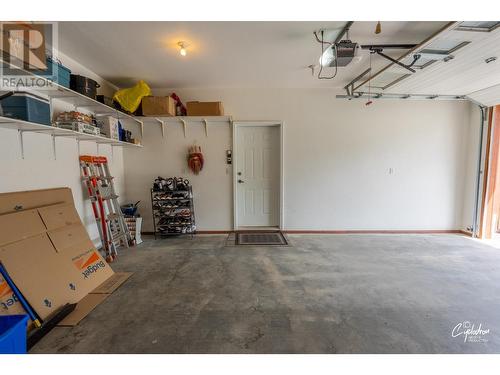 250 1St Avenue, Christina Lake, BC - Indoor Photo Showing Garage