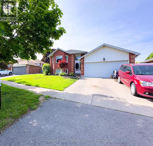 135 Trudeau Drive, Clarington, ON - Outdoor