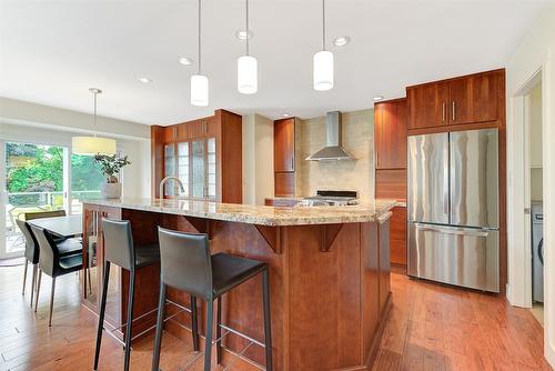 1577 Klein Road, West Kelowna, BC - Indoor Photo Showing Kitchen With Upgraded Kitchen