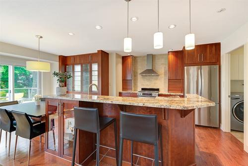 1577 Klein Road, West Kelowna, BC - Indoor Photo Showing Kitchen With Upgraded Kitchen