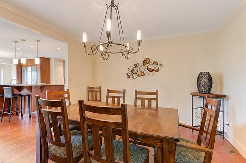 1577 Klein Road, West Kelowna, BC - Indoor Photo Showing Dining Room