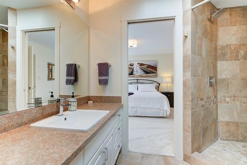 1577 Klein Road, West Kelowna, BC - Indoor Photo Showing Bathroom