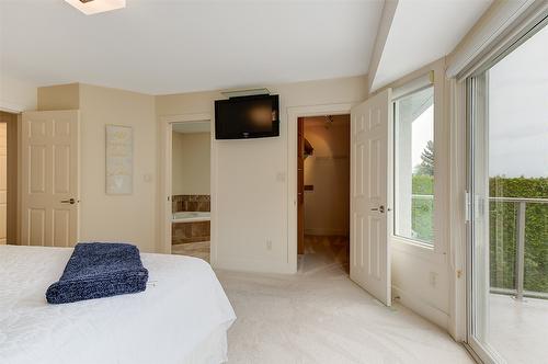 1577 Klein Road, West Kelowna, BC - Indoor Photo Showing Bedroom