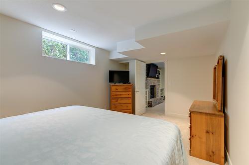 1577 Klein Road, West Kelowna, BC - Indoor Photo Showing Bedroom